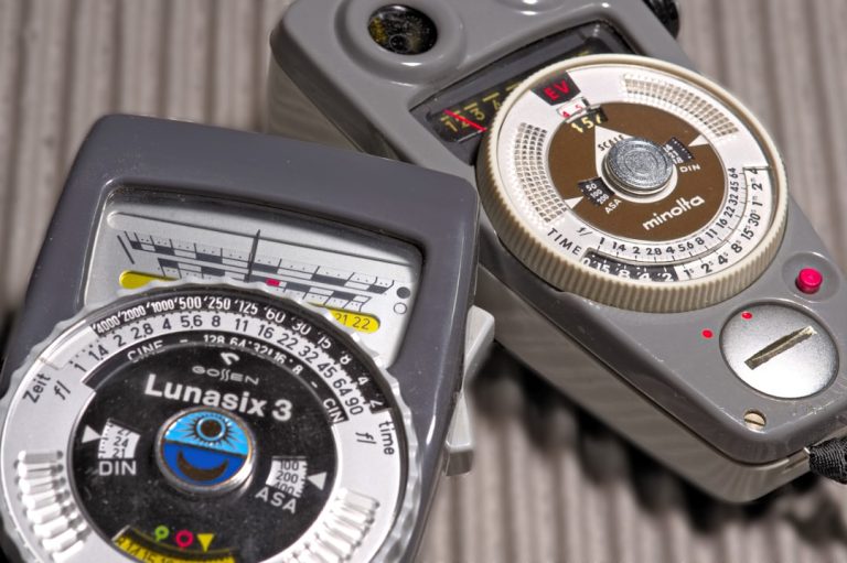 Capturing Moments: A Guide to Essential Photography Equipment