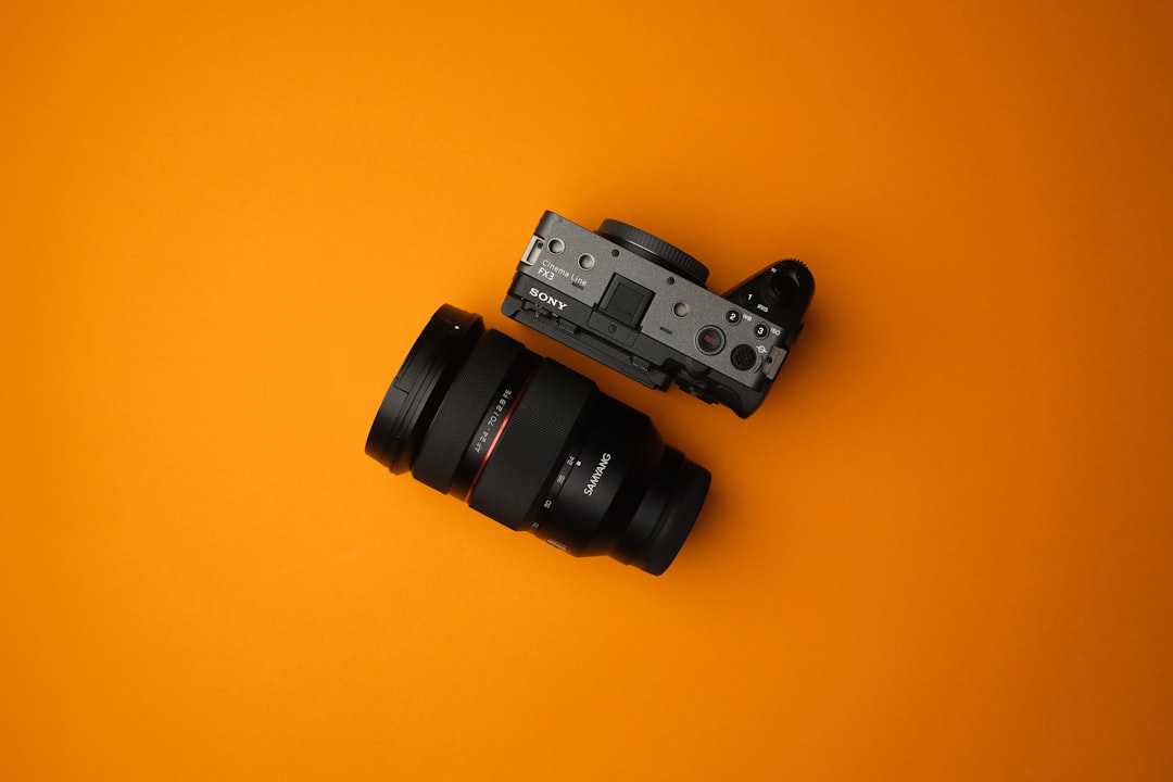 Capturing Moments: A Guide to Budget-Friendly Photography Gear Capturing Moments: A Guide to Budget-Friendly Photography Gear